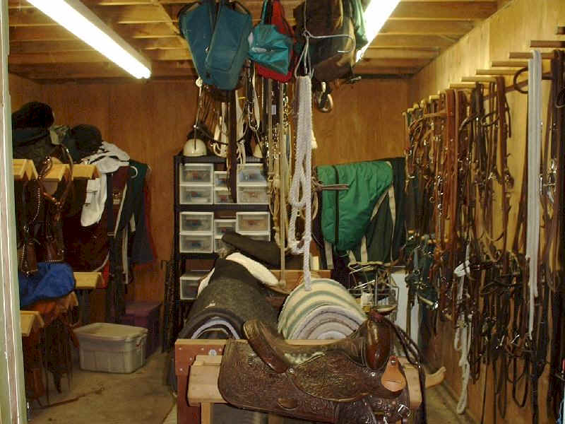 Tack room with 12 saddle stands